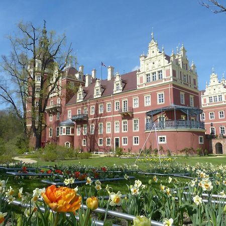 Pension Am Park Бад-Мускау Экстерьер фото