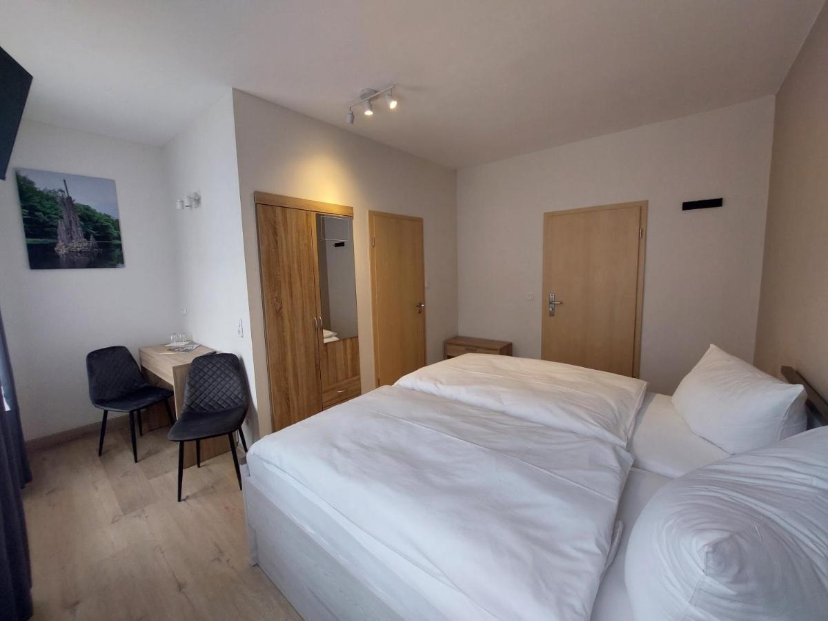 Pension Am Park Бад-Мускау Экстерьер фото